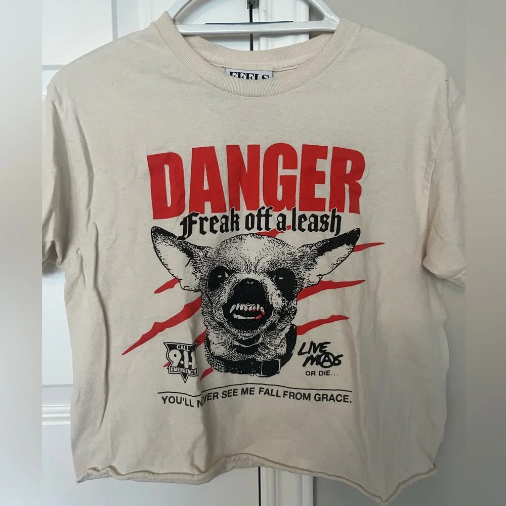 Freak off a leash chihuahua FSG tee - Picture 4 of 6